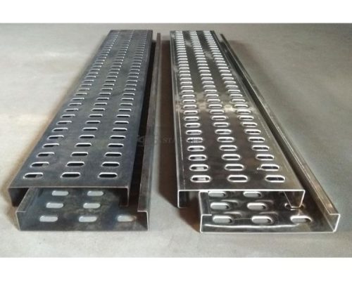 Stalmech_produkty_Panel aluminiowy Lohr typ RYNNA